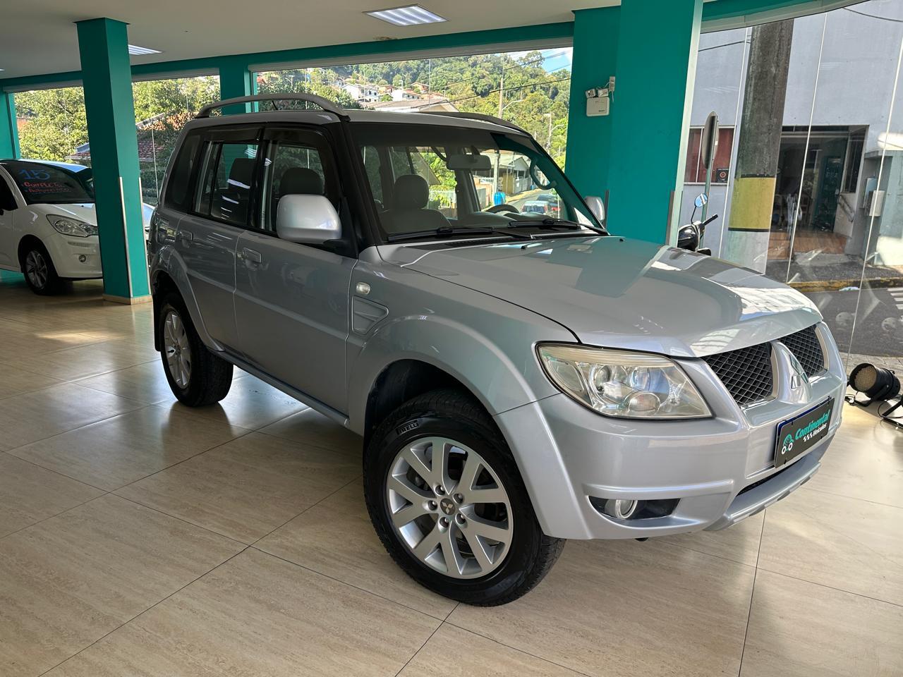 MITSUBISHI PAJERO TR4