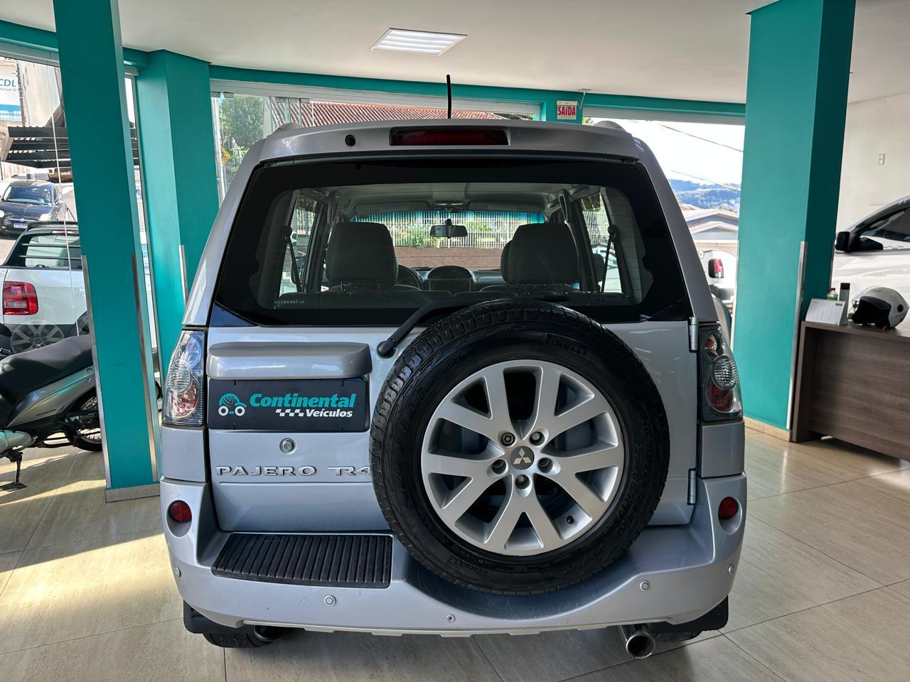 MITSUBISHI PAJERO TR4