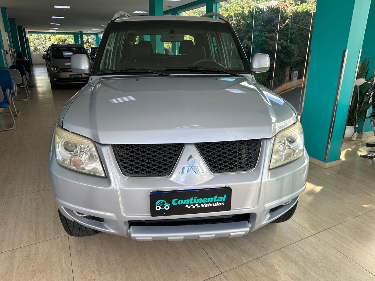 MITSUBISHI PAJERO TR4