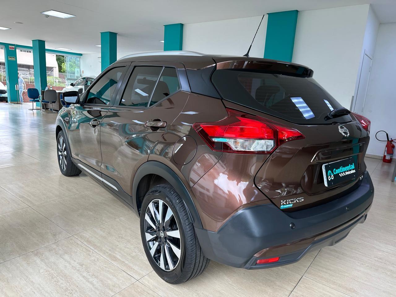 NISSAN KICKS