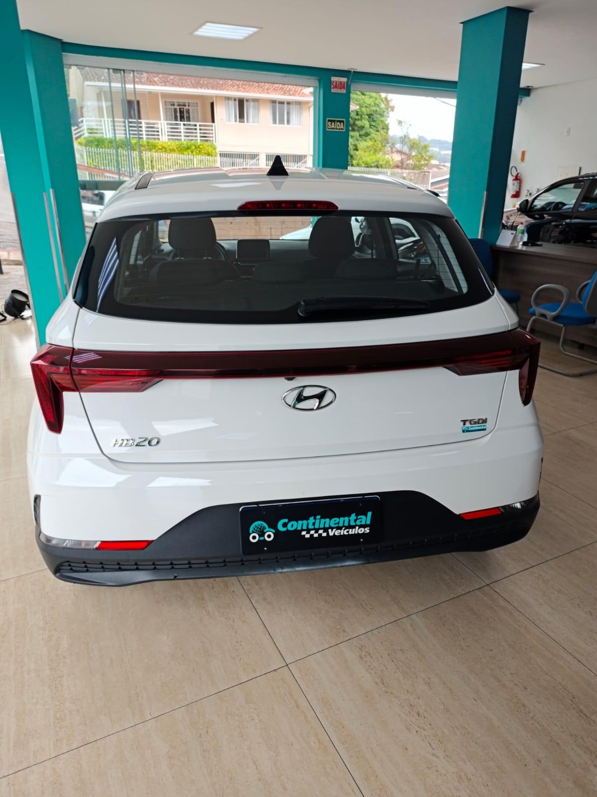 HYUNDAI HB20