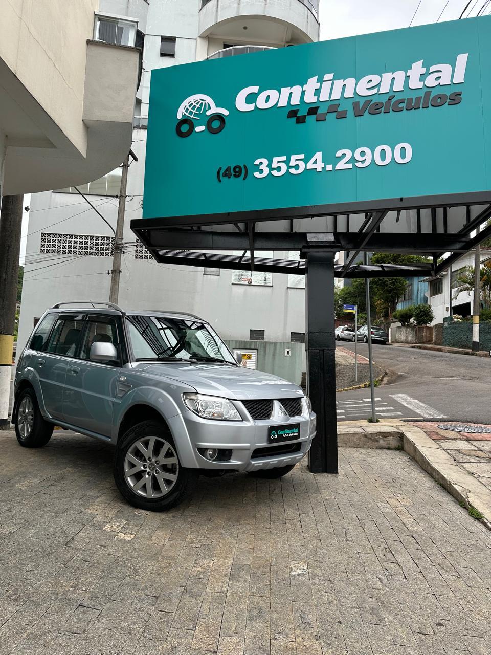 MITSUBISHI PAJERO TR4