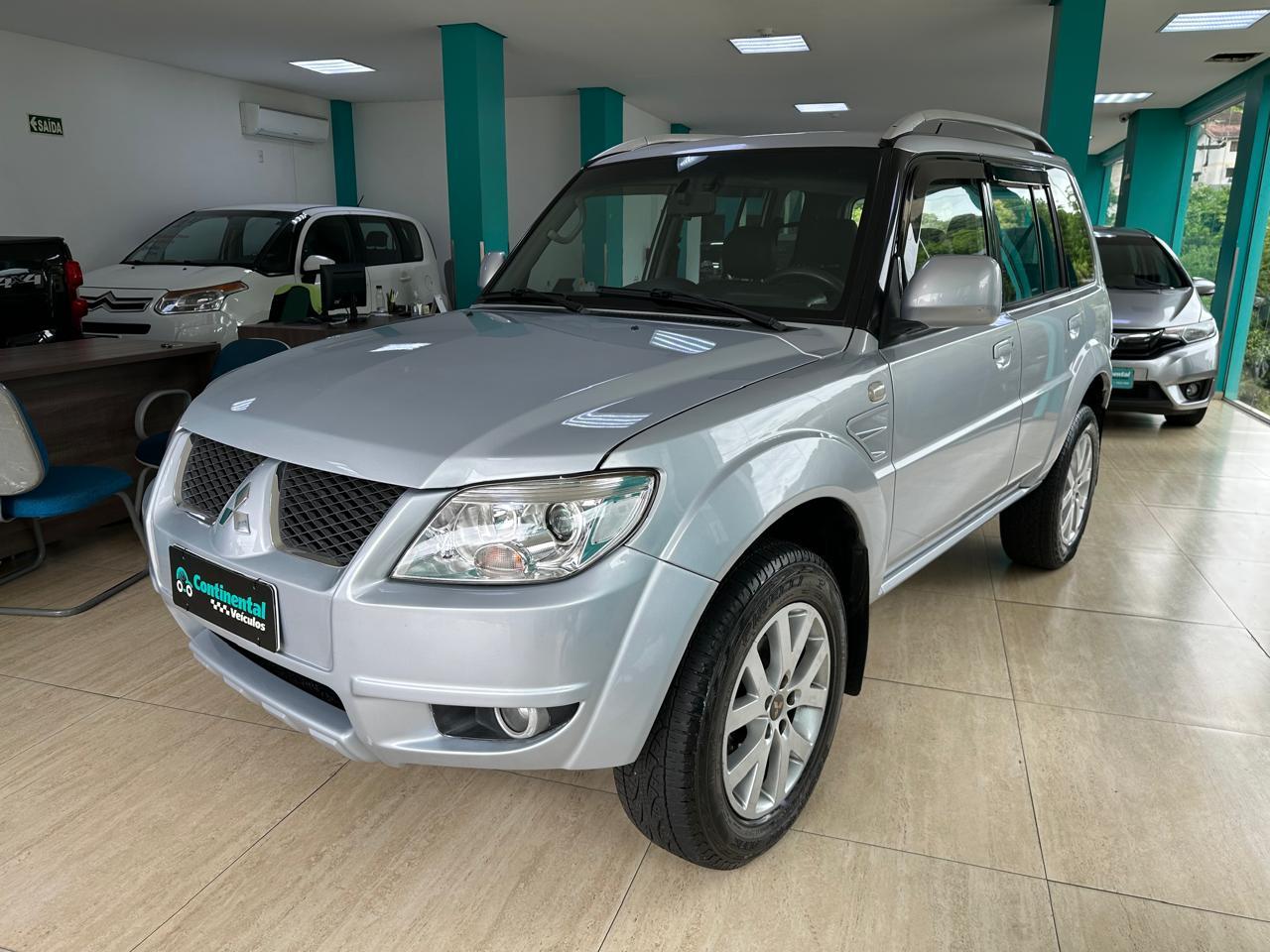 MITSUBISHI PAJERO TR4