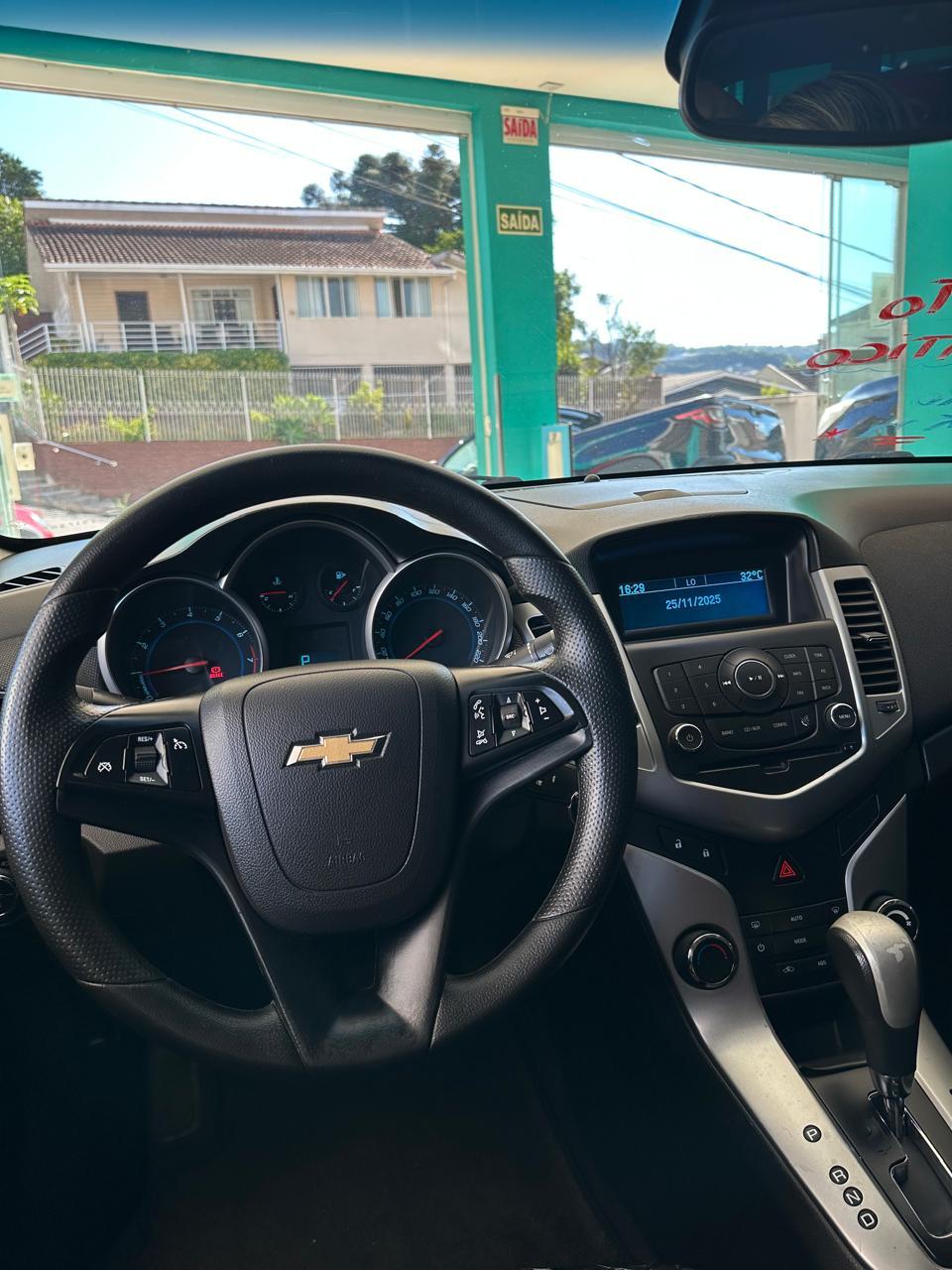 CHEVROLET CRUZE